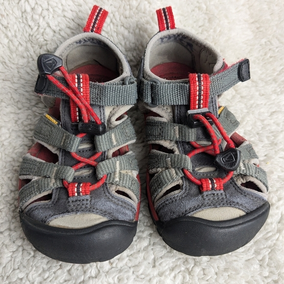 KEEN Kid Sandals Size 9 Gray And Red Color Machine Washable - Picture 2 of 7